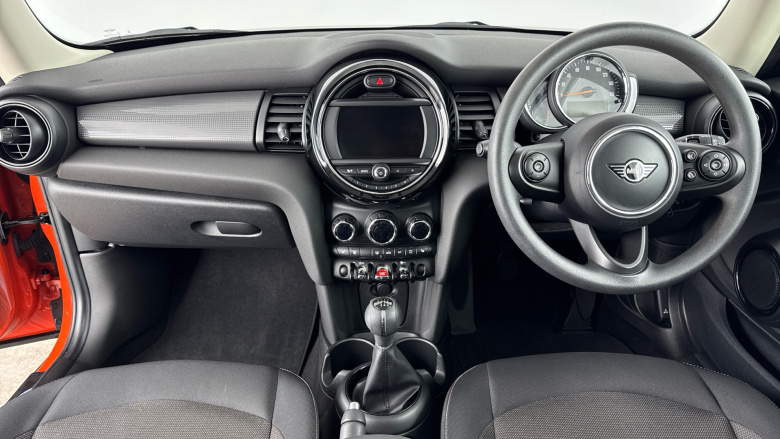 MINI Hatchback 1.5 Cooper Classic II 3dr [Comfort Pack] Petrol Hatchback